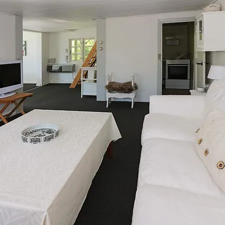 Tranquil Waterfront Cottage-by Traum Tatil Evi *