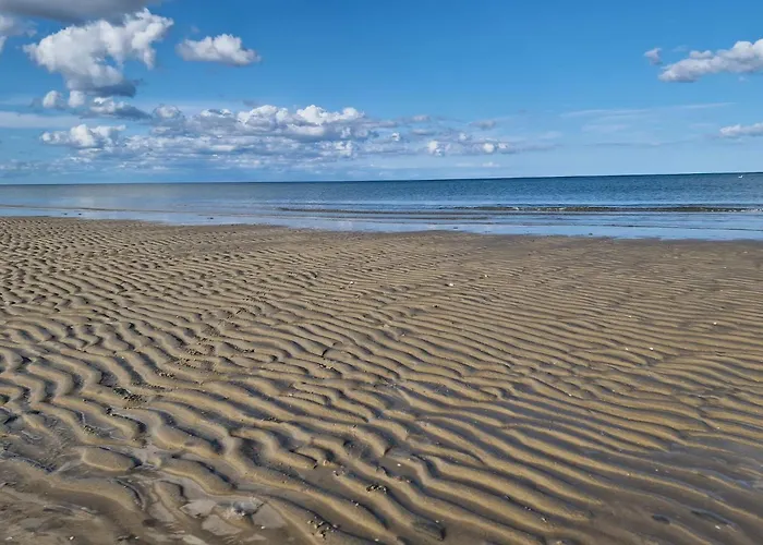 Tranquil Waterfront Cottage-by Traum Hébergement de vacances